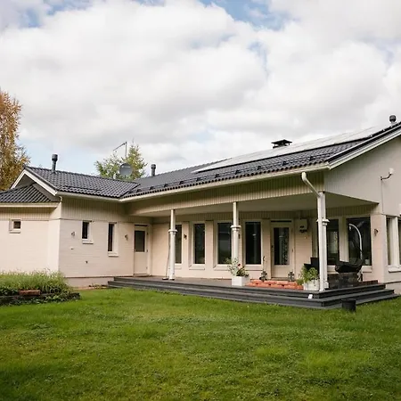 Arctic Retreat Sauna, Jacuzzi Villa *
