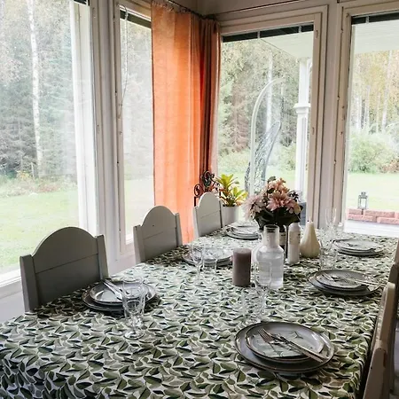 Arctic Retreat Sauna, Jacuzzi Villa Rovaniemi